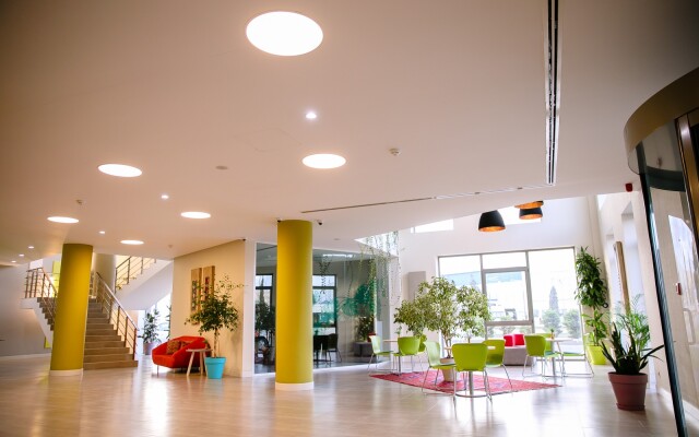 Homebridge Hotel Apartments