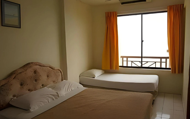 Paradise Lagoon Apartment