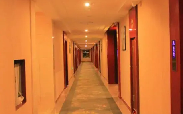 Yinlong International Hotel