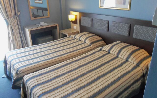 Rex Hotel