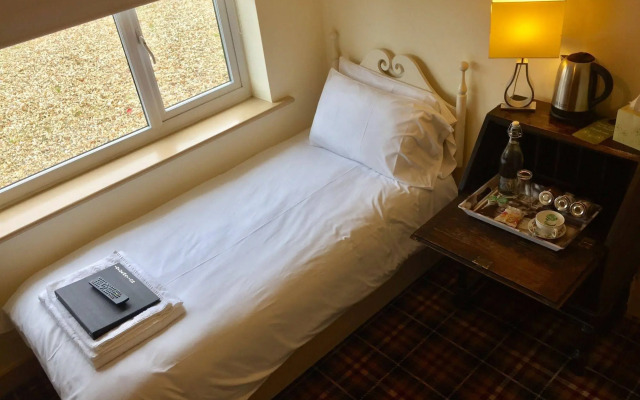 Thatched Cottage Hotel