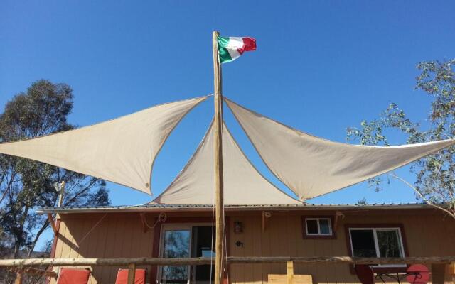 Vinophiliac Bed & Breakfast