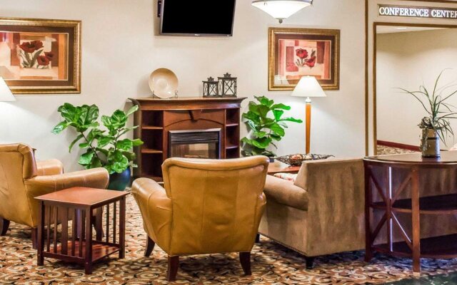 Norwood Inn Hudson - Akron North