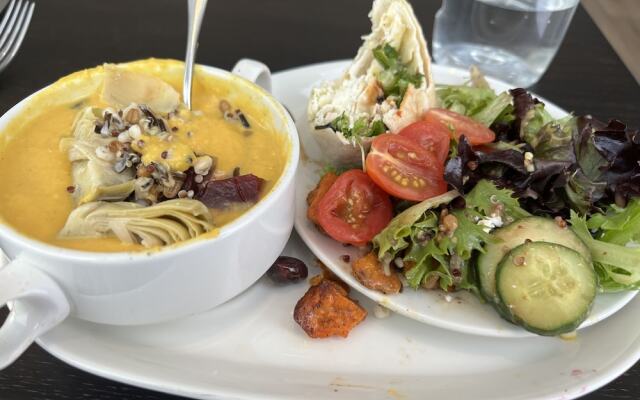 Cayuga Lake Inn Ithaca Hotel Alt