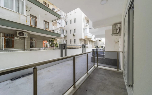 Modern Flat With Central Location in Antalya