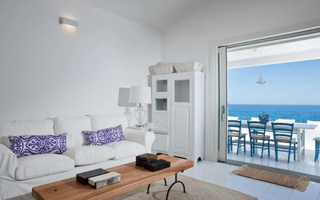 Belvilla by OYO Casa Blu