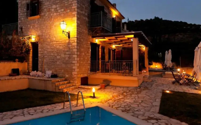 Parathalasso Villas