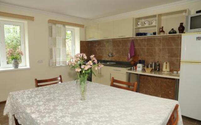 Guest House At The Park