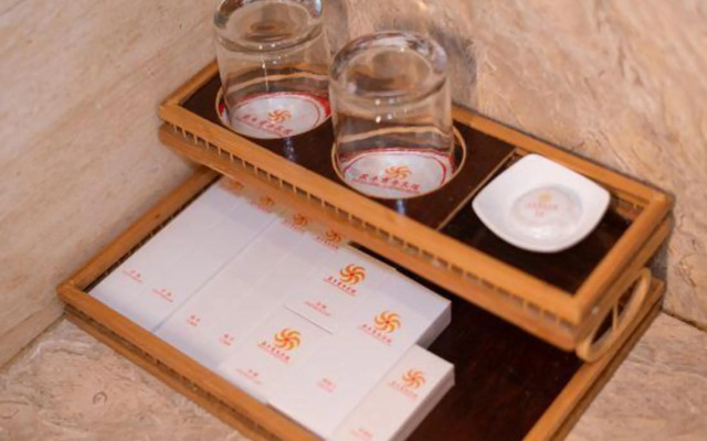 Shengfeng Business Hotel (Ruian Passenger Transport Center Store)