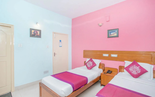 Hotel Red Carpet Residence by OYO Rooms