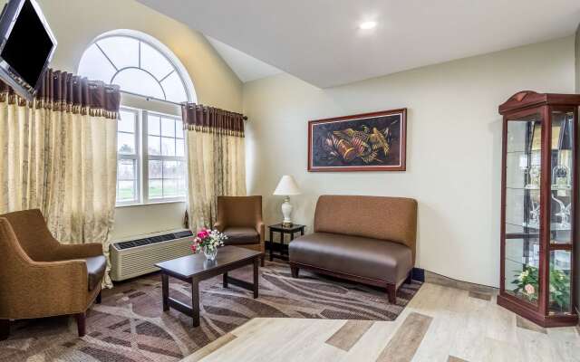 Quality Inn & Suites North Lima - Boardman