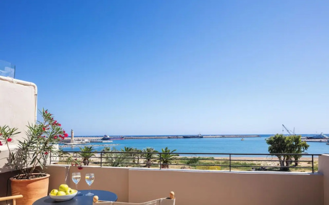 seafront cozy suite for 2 in Rethymno