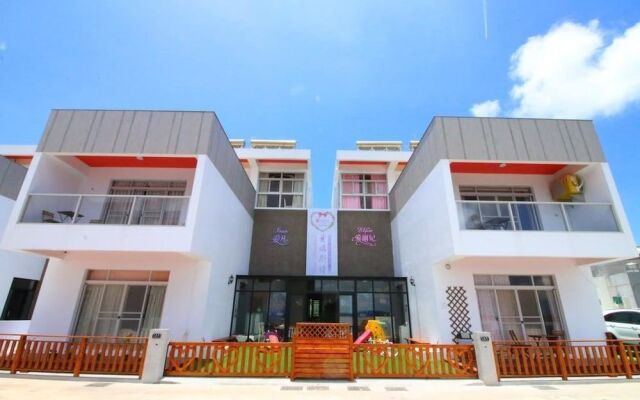 Elfin Kids and Pets B&B