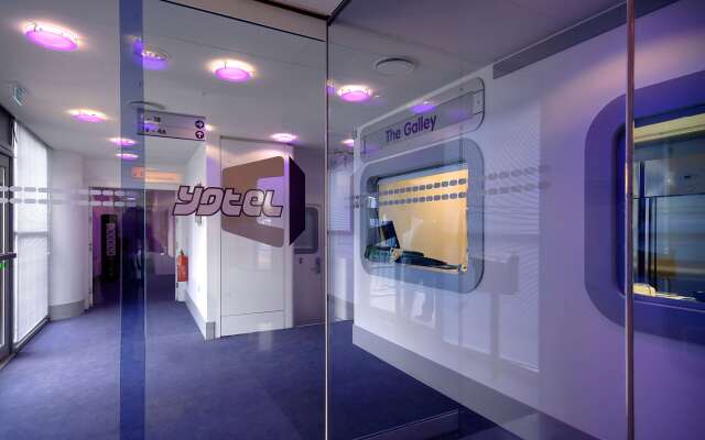 YOTELAIR London Heathrow