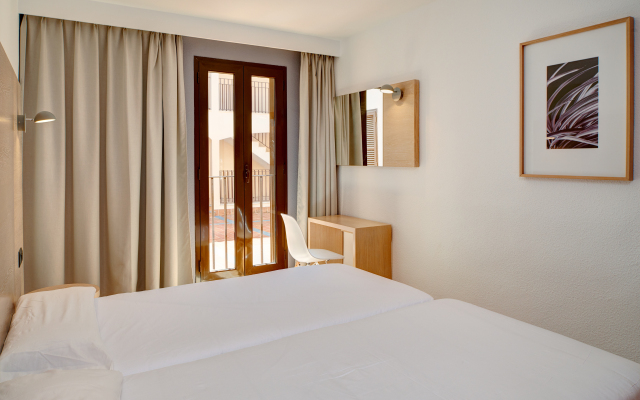 Protur Floriana Resort Aparthotel