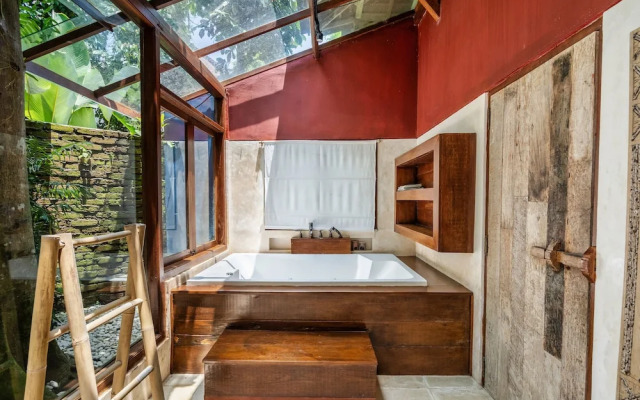 Aalaya Villa by Betterplace