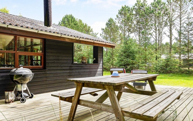 6 Person Holiday Home in Jerup-by Traum