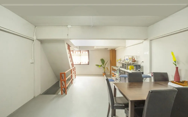 OYO 723 Lamphun Hostel