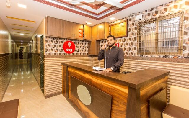 OYO 7062 Amana Suites