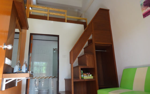 First & Frang Hotel – Guest Rooms – Koh Phangan