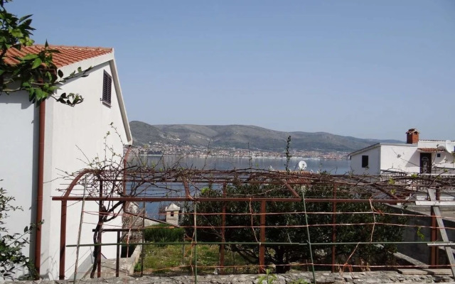 Tomislav - 120 m From Beach - A2