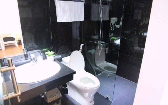Lotus Hotel Van Phuc - by BayLuxury