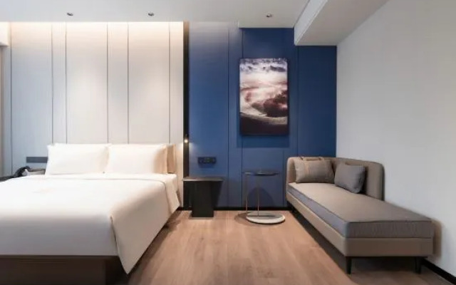 Atour Hotel Dalian Development Zone