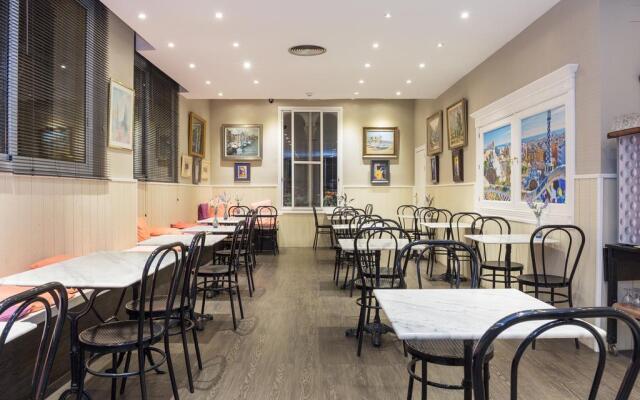Hotel Cortes Rambla