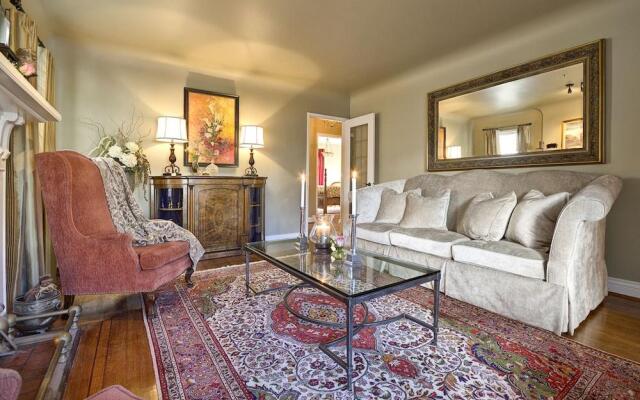 English Bay Inn Bed and Breakfast