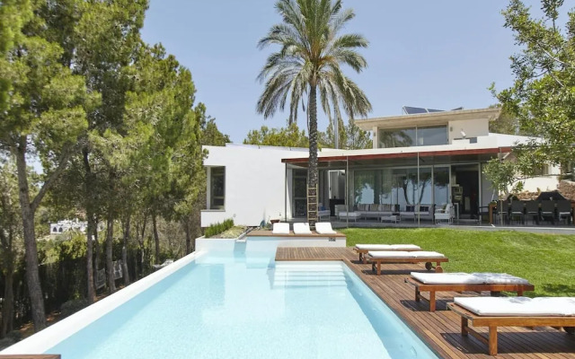 Luxury Villa With sea and Sunsets Views
