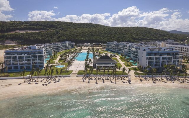 Ocean Eden Bay - Adults Only - All Inclusive