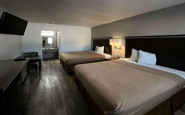 Quality Inn & Suites Artesia