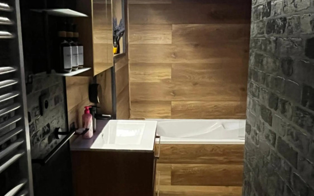 MONFas APARTMENT HOSTIVAŘ