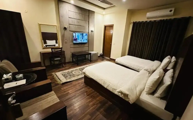 Sheltons Rezidor Lahore