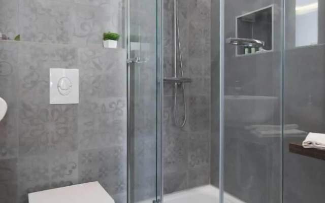 Aurelia Antik Apartments & Rooms