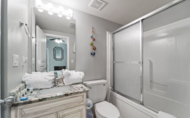 Crb0607 4 Bedroom Condo