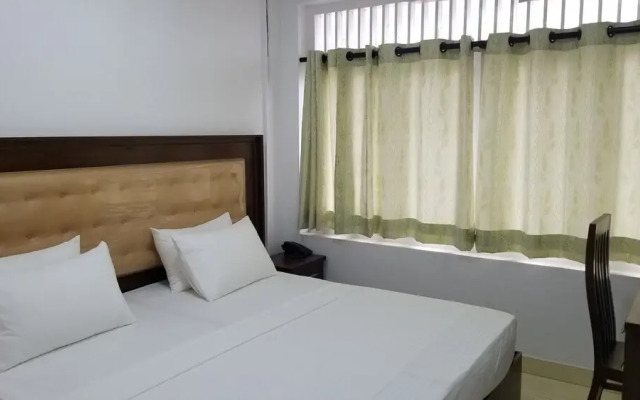 Metro Marine Drive Hotel