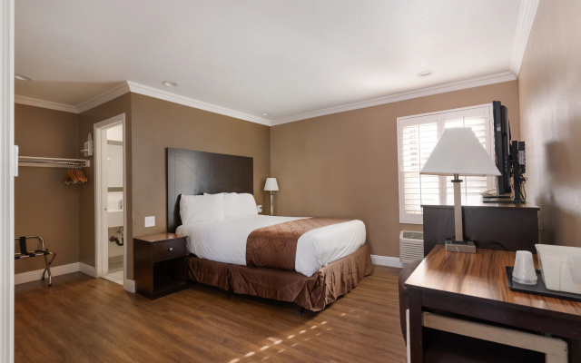 Americas Best Value Inn & Suites Anaheim Convention Center