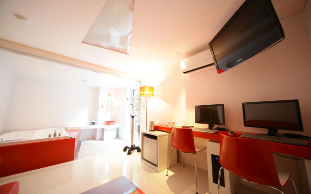 Hotel Pop Bupyeong