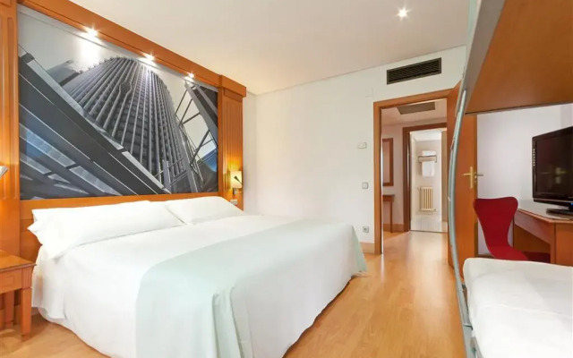 Madrid-Getafe Los Angeles Hotel