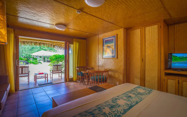 Sanctuary Rarotonga-On the beach - Adults Only