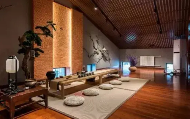 Siji Xiaozhu Hotel