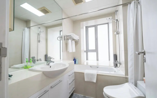 Tyms Family 2BR 1BA Apt Xujiahui Center