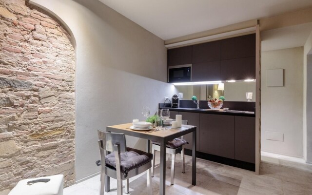 THE Smart Lucca Apartment Suite Inside the Walls