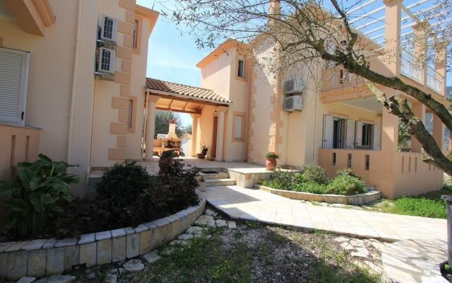 Villa Agrilida