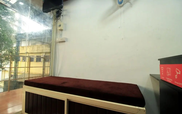 OYO 28470 Chaliyar Inn