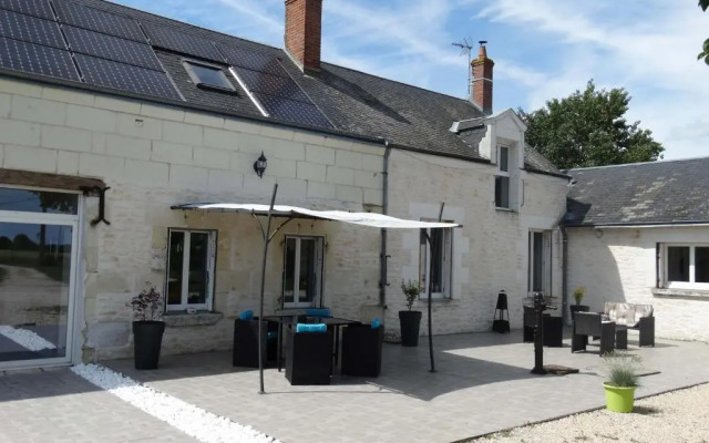 Aux Champs Des Châteaux