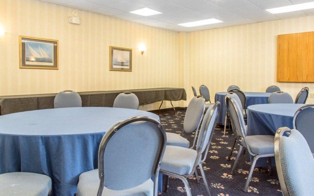 Comfort Suites Near Casinos Norwich-Uncasville CT