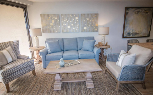 Beachside Towers at Sandestin by Panhandle Getaways