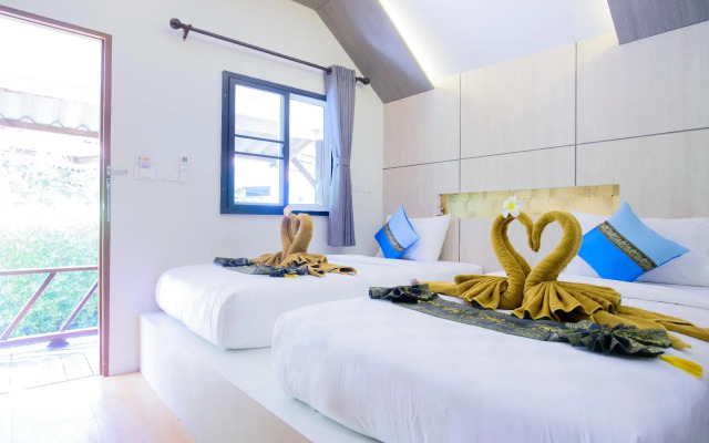 Charming Lipe Beach Resort